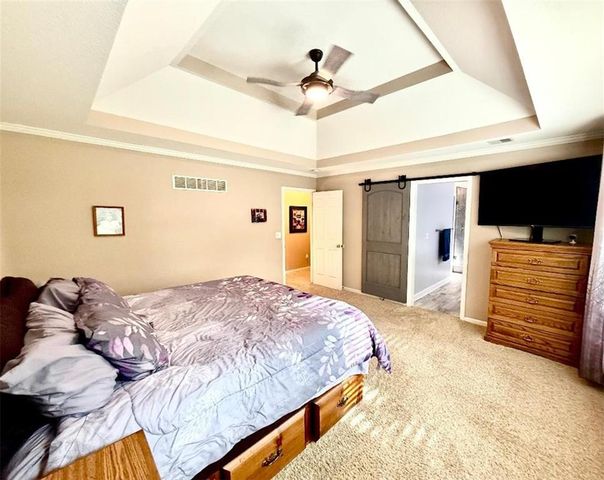 5920 NE Turquoise Drive, Lee's Summit, MO 64064