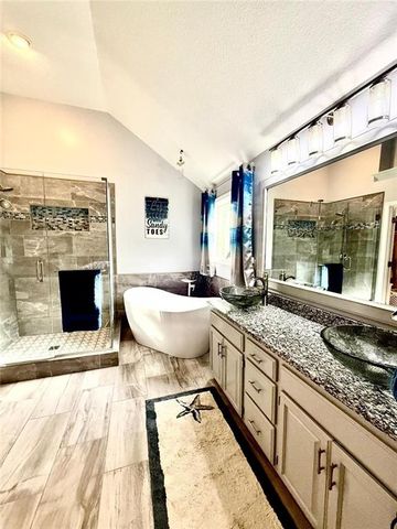 5920 NE Turquoise Drive, Lee's Summit, MO 64064