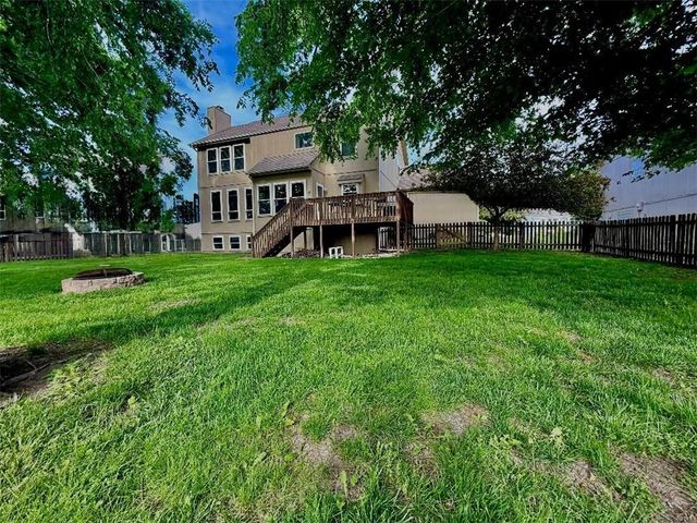 5920 NE Turquoise Drive, Lee's Summit, MO 64064