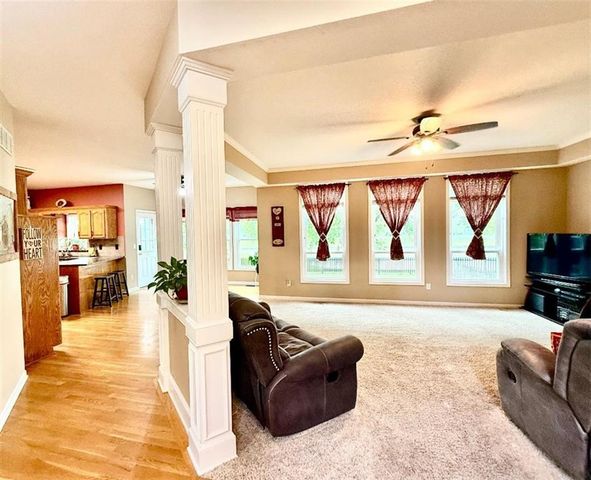 5920 NE Turquoise Drive, Lee's Summit, MO 64064
