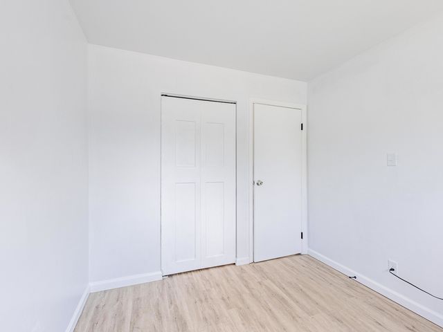 228 Riverside Drive, Bolingbrook, IL 60440