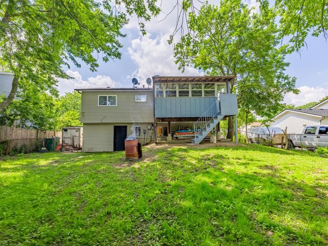 228 Riverside Drive, Bolingbrook, IL 60440