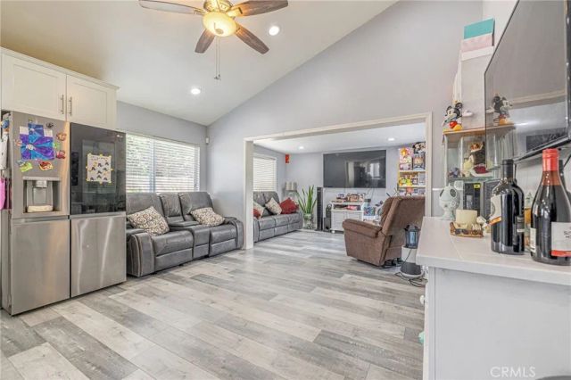 2078 N Swindon, Simi Valley, CA 93063