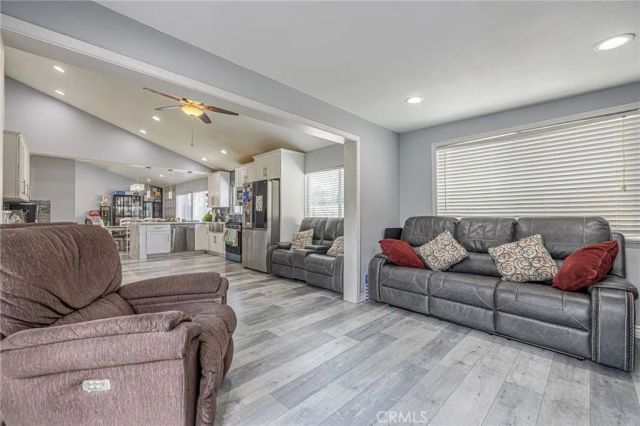 2078 N Swindon, Simi Valley, CA 93063