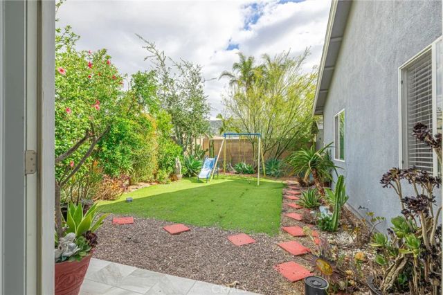 2078 N Swindon, Simi Valley, CA 93063