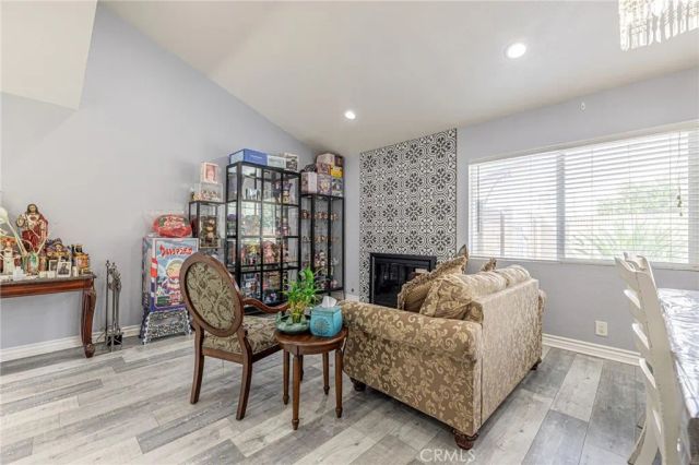 2078 N Swindon, Simi Valley, CA 93063