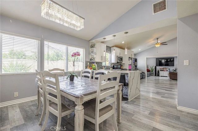 2078 N Swindon, Simi Valley, CA 93063