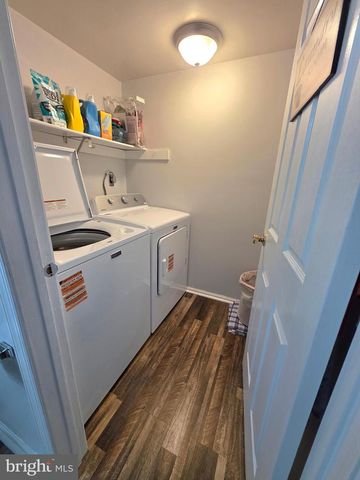 1159 WINTERTIDE DR, Harrisburg, PA 17111