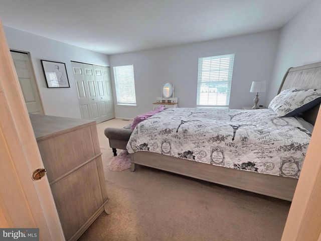1159 WINTERTIDE DR, Harrisburg, PA 17111