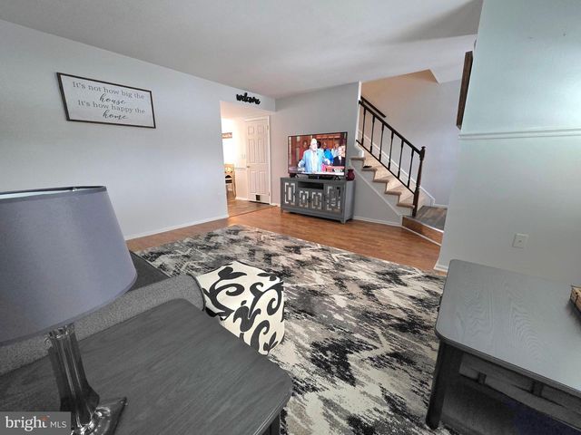 1159 WINTERTIDE DR, Harrisburg, PA 17111