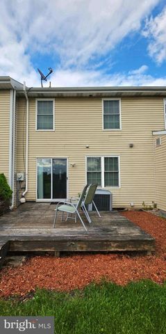 1159 WINTERTIDE DR, Harrisburg, PA 17111