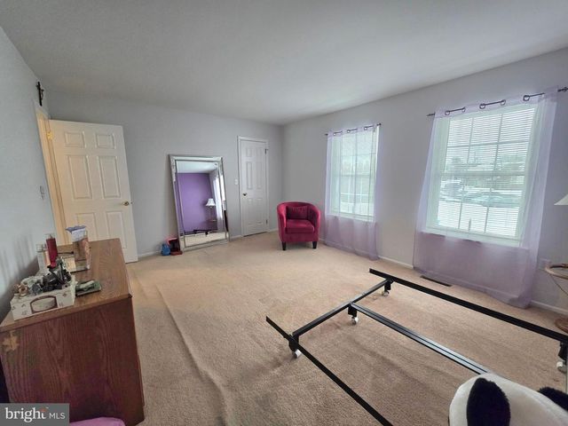 1159 WINTERTIDE DR, Harrisburg, PA 17111