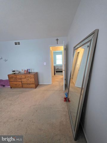 1159 WINTERTIDE DR, Harrisburg, PA 17111