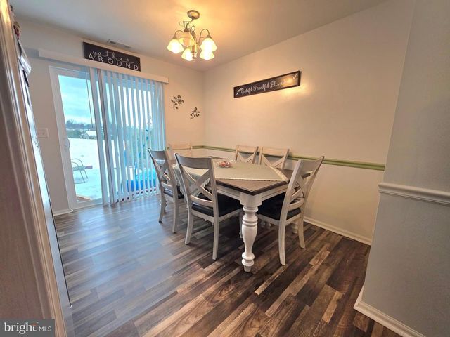 1159 WINTERTIDE DR, Harrisburg, PA 17111