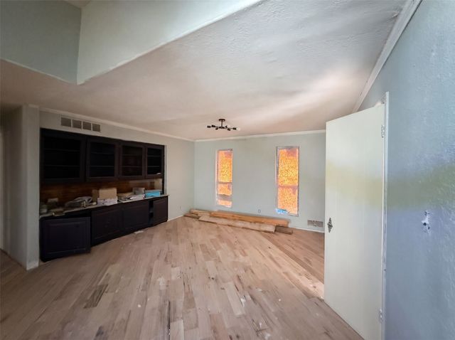1702 Iroquois Drive, Garland, TX 75043