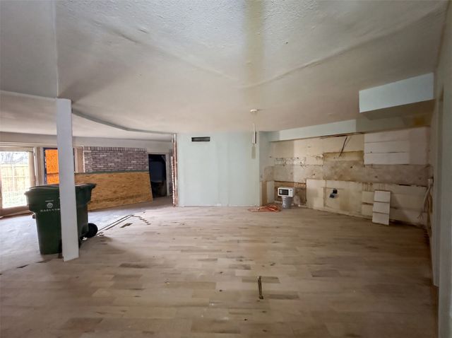 1702 Iroquois Drive, Garland, TX 75043