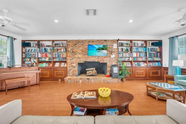 1851 NE 62nd Street 608, Fort Lauderdale, FL 33308