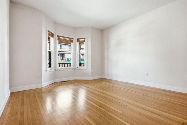 65 High Street 1, Woburn, MA 01801