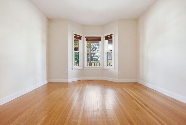 65 High Street 1, Woburn, MA 01801