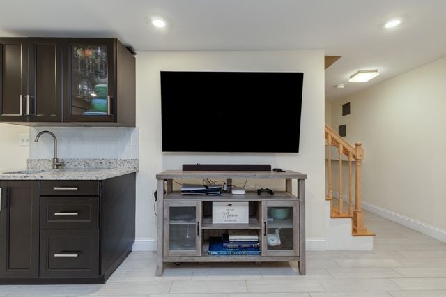 65 High Street 1, Woburn, MA 01801