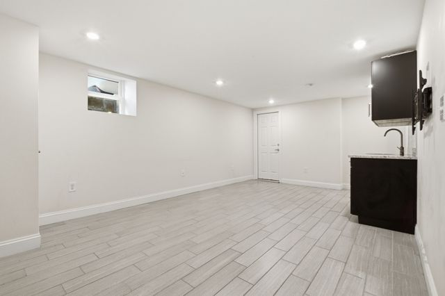 65 High Street 1, Woburn, MA 01801