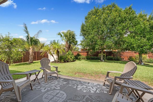 4652 SW Alpha Street, Port St. Lucie, FL 34953