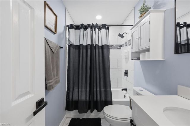28 Woodland ST, Portsmouth, VA 23702
