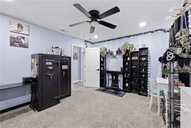 28 Woodland ST, Portsmouth, VA 23702