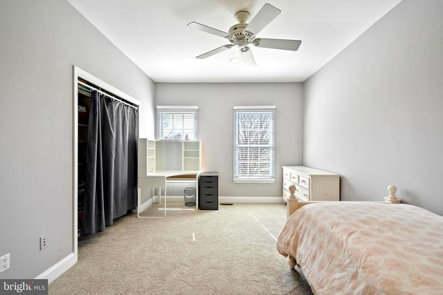 9 HALLETT DR, Pennington, NJ 08534