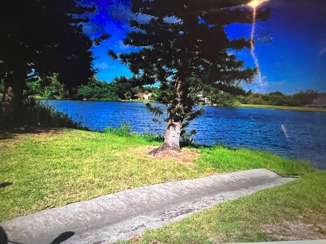 3330 Spanish Moss Terrace 406, Lauderhill, FL 33319