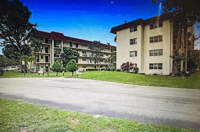 3330 Spanish Moss Terrace 406, Lauderhill, FL 33319