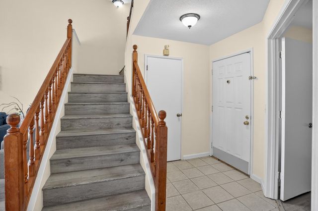 9255 Framton Ct, Sacramento, CA 95829