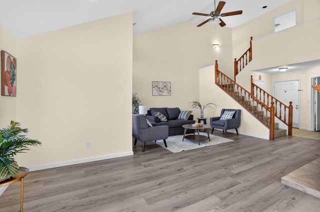 9255 Framton Ct, Sacramento, CA 95829