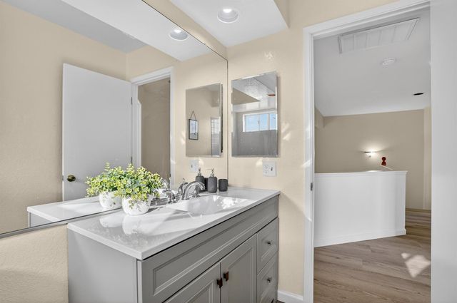 9255 Framton Ct, Sacramento, CA 95829