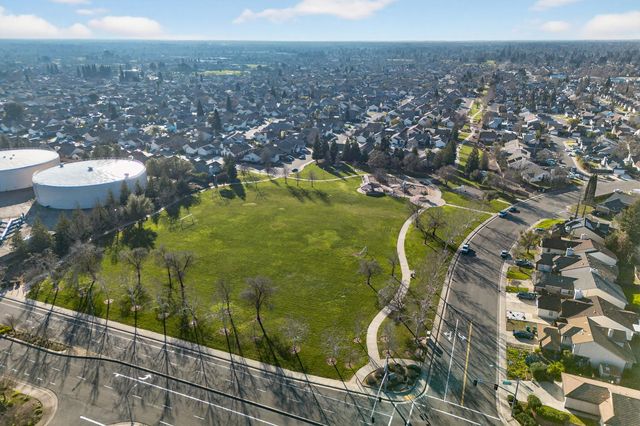 9255 Framton Ct, Sacramento, CA 95829