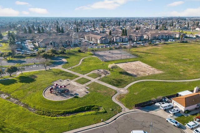 9255 Framton Ct, Sacramento, CA 95829