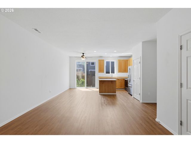 5934 Se 16TH Loop, Gresham, OR 97080