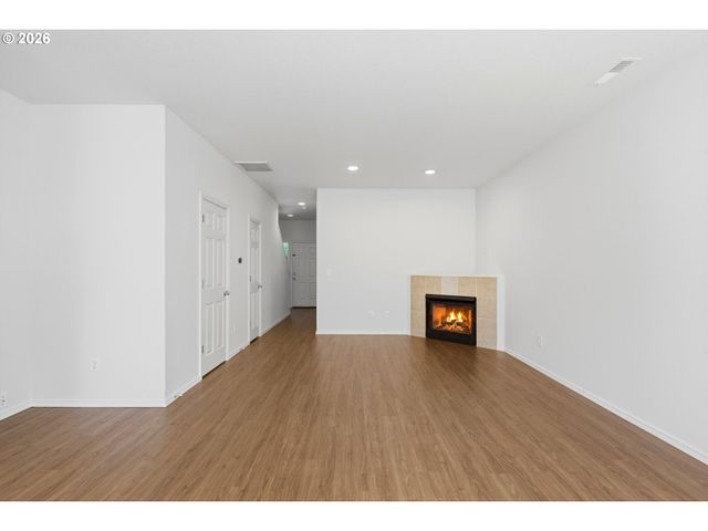 5934 Se 16TH Loop, Gresham, OR 97080