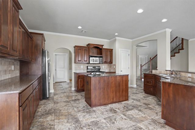 7433 E Forest Ridge Boulevard, Broken Arrow, OK 74014