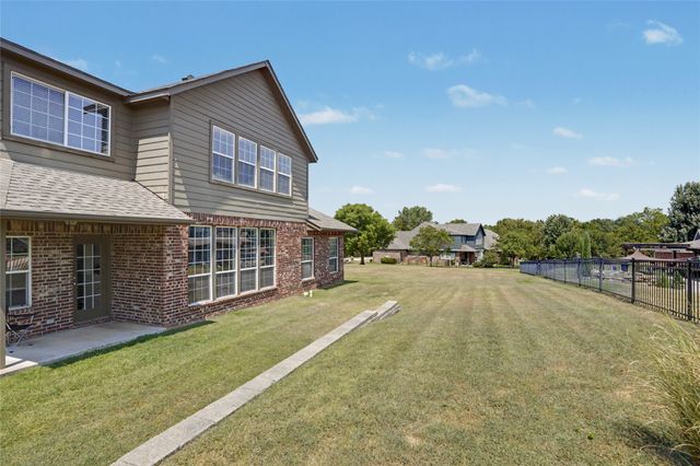7433 E Forest Ridge Boulevard, Broken Arrow, OK 74014