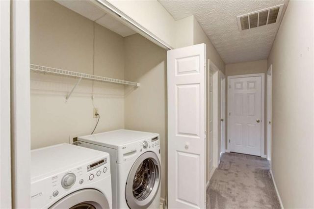 6530 Maid Marion Close, Alpharetta, GA 30005