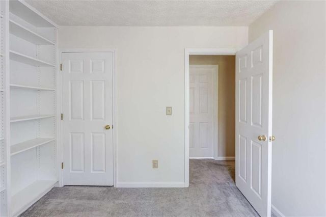 6530 Maid Marion Close, Alpharetta, GA 30005