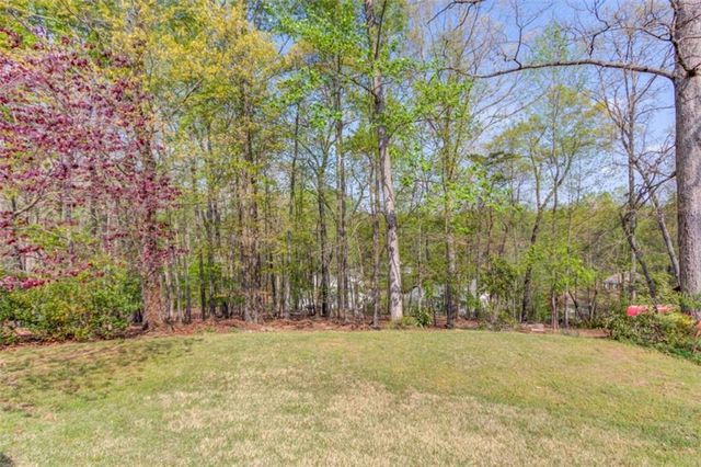 6530 Maid Marion Close, Alpharetta, GA 30005