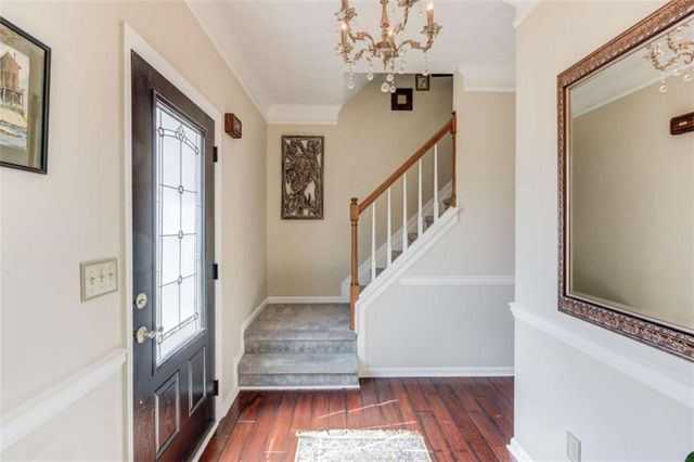 6530 Maid Marion Close, Alpharetta, GA 30005