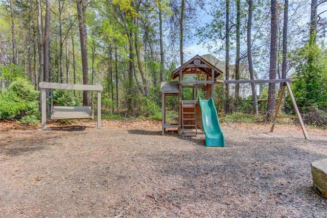 6530 Maid Marion Close, Alpharetta, GA 30005