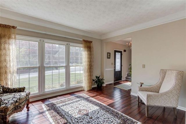 6530 Maid Marion Close, Alpharetta, GA 30005