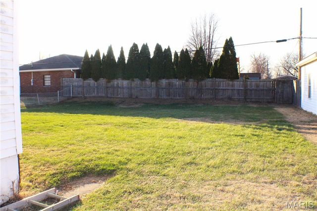 405 Niagara Street, East Alton, IL 62024