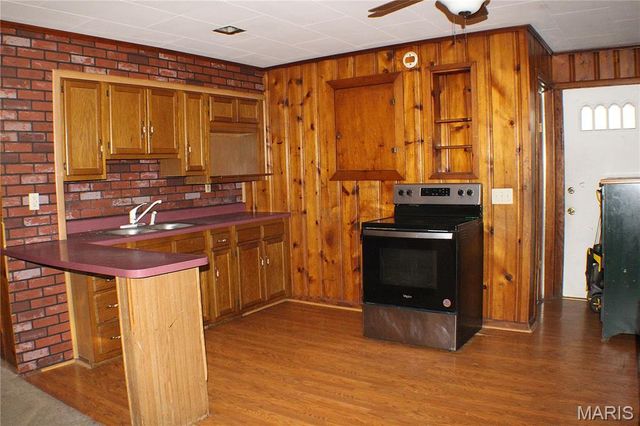 405 Niagara Street, East Alton, IL 62024