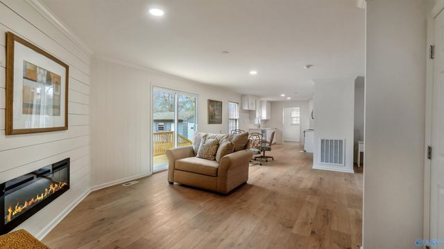 131 Skidmore Drive NW, Arab, AL 35016