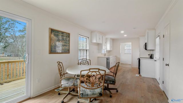 131 Skidmore Drive NW, Arab, AL 35016